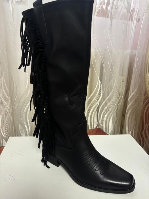 Vând cizme dama marimea 40