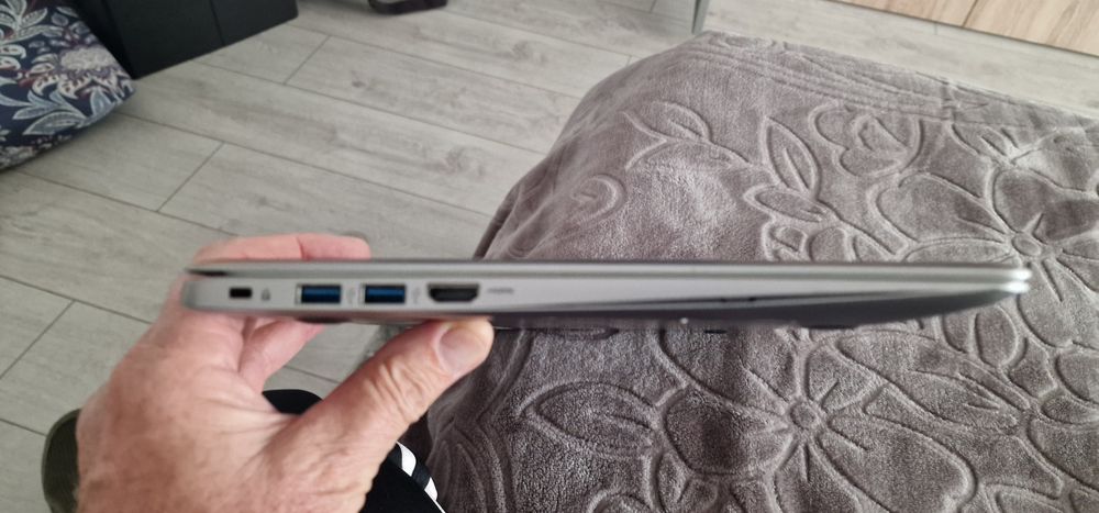 Vind laptop Acer crom