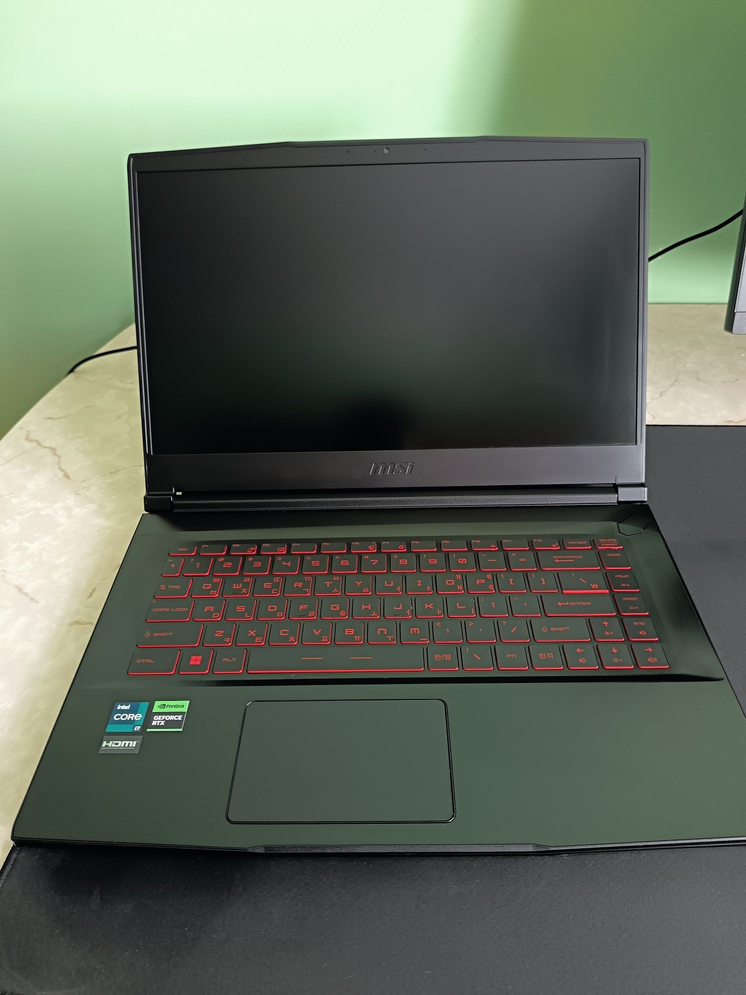 MSI GF63 Thin | i7-12650H | RTX 4050 6GB | 8GB RAM | 520GB SSD