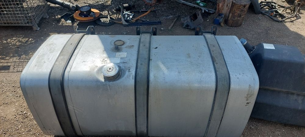 Rezervoare Daf, man tgx euro 6 700 litri