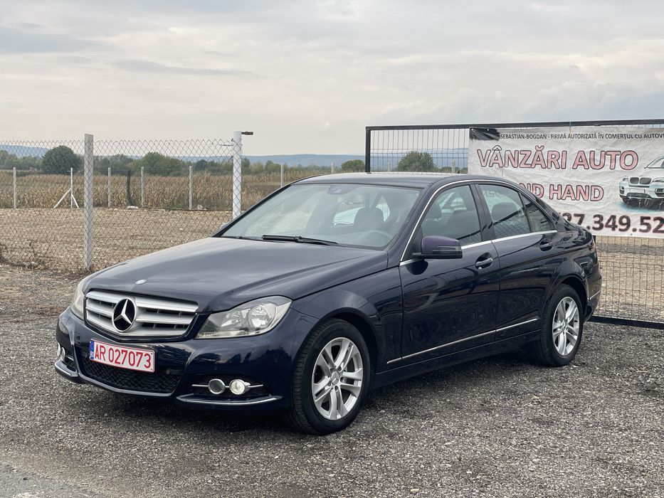 Mercedes-Benz C 220