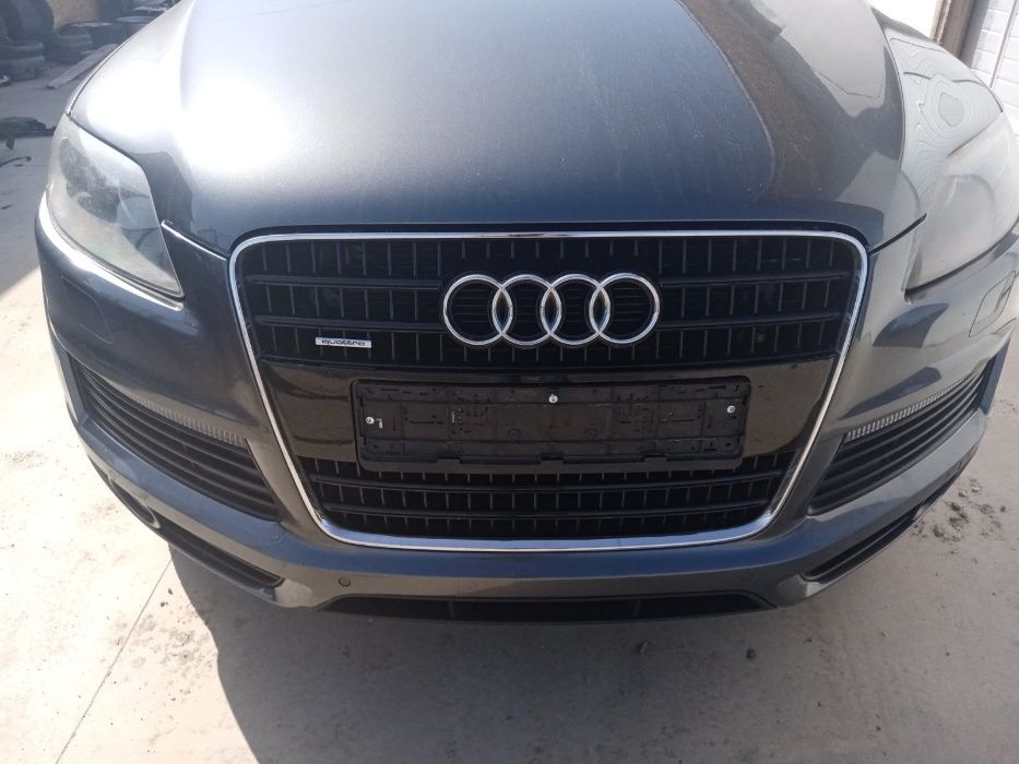 Ауди Q7 S line 239кс. на части