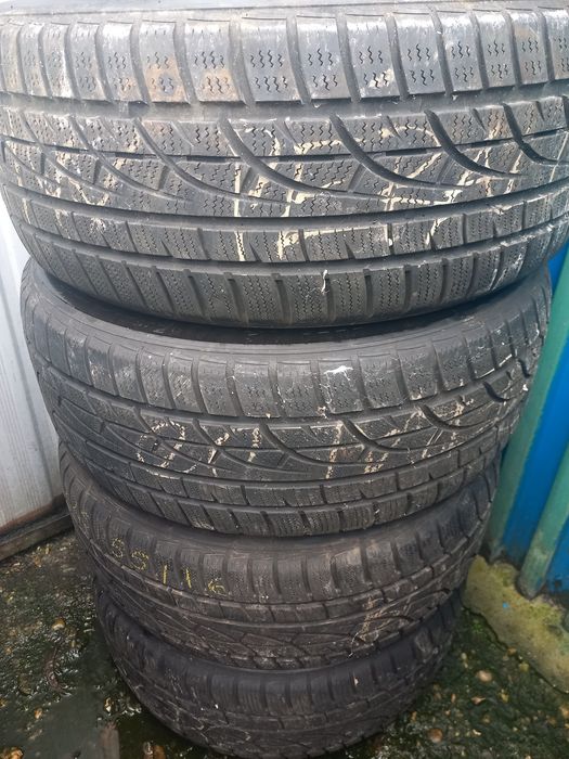 Hankook 225/55/16 4 броя зимни