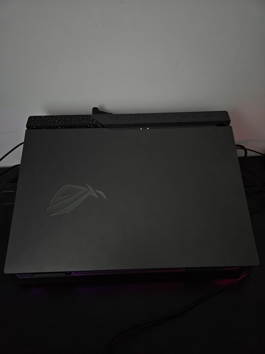 Laptop Gaming ASUS ROG Strix G15 G513RM-HQ013 plus BIROU si PERIFERICE