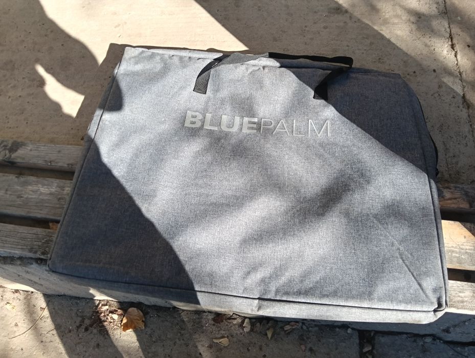 Panou solar portabil Bluetti Palm real 100 wati