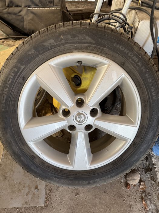 Комплект дисков 17 Nissan Qashqai с Резиной Зима