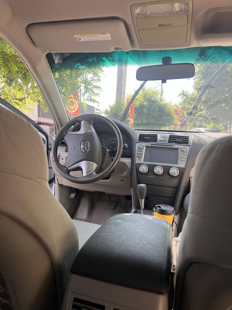 Toyota Camry 40