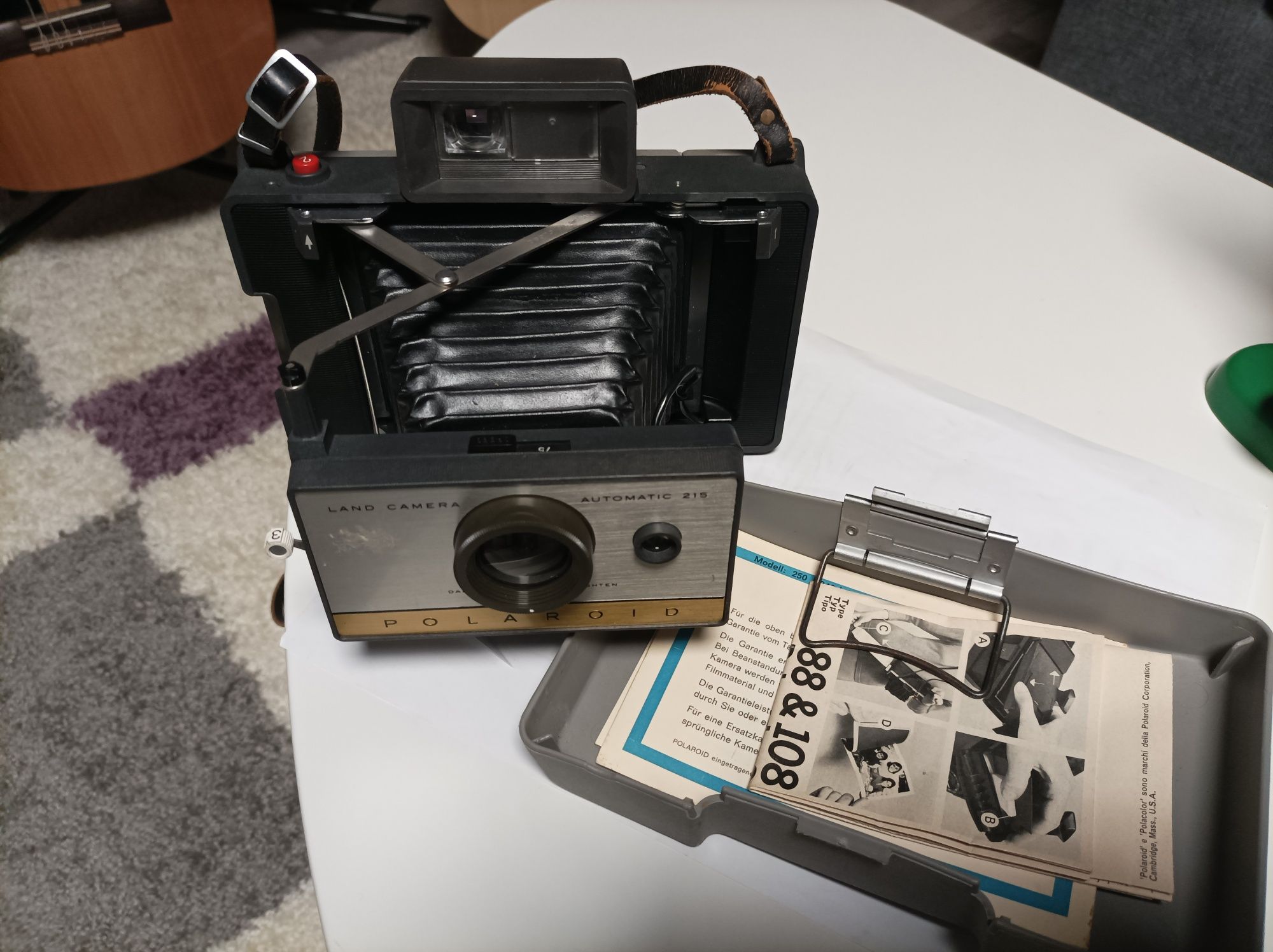 Ретро винтидж Стар фотоапарат мехов полароид Polaroid 215