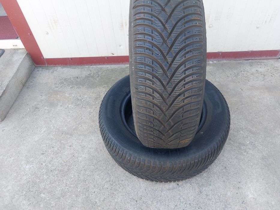 125 lei bucata! Doua anvelope M+S/IARNA 195 65 15 Kleber