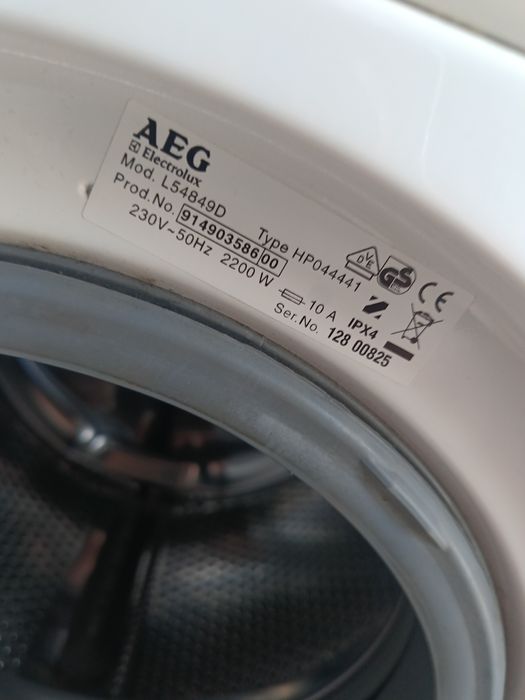 Пералня AEG в отлично състояние .