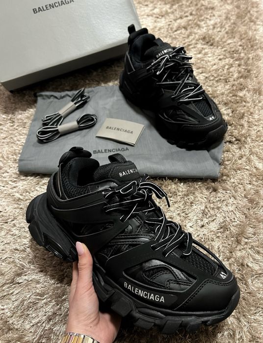 Унисекс Balenciaga Track 38