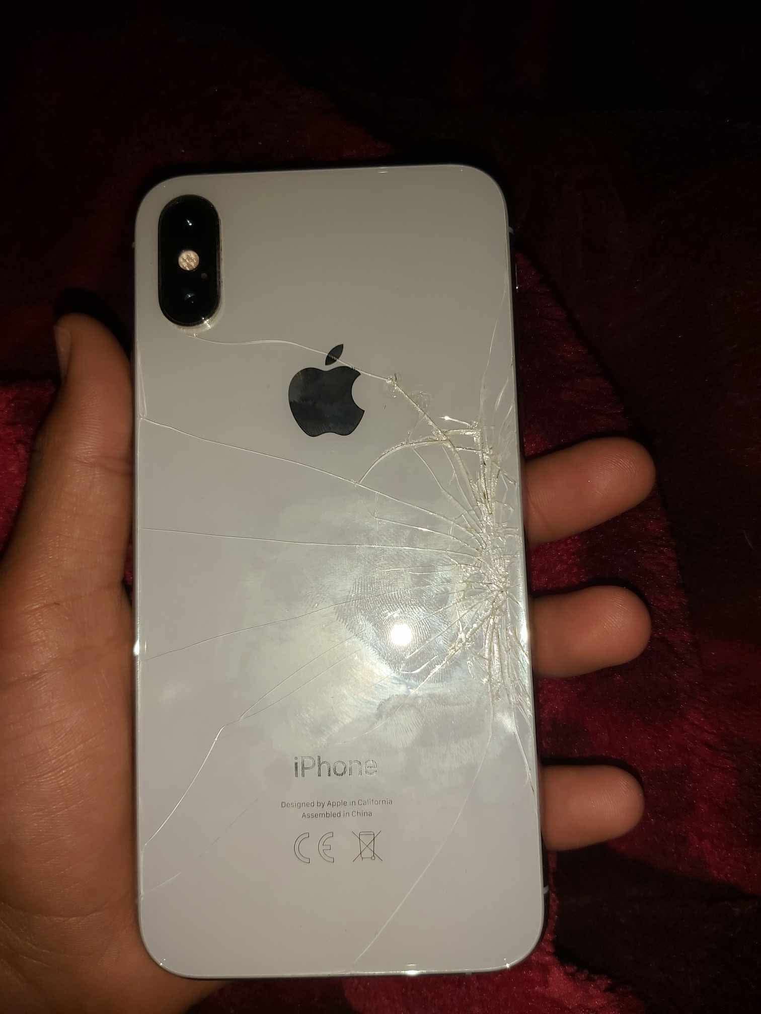 Vând sau shimb cu trotineta iPhone XS