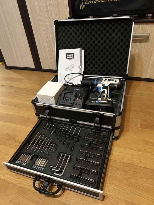 Set masina de gaurit si insurubat cu percutie Mac Allister MCD18-Li-2,