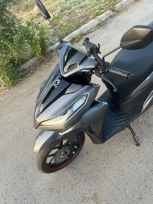 Продам скутер sonlink