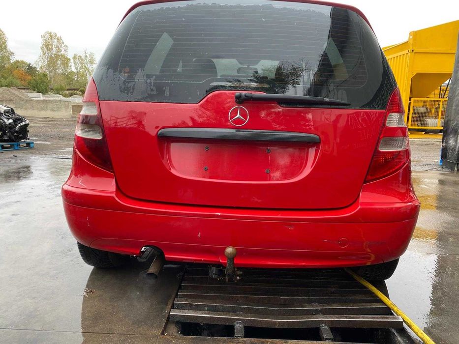 dezmembrez mercedes a classe 1.5i/grila capota aclasse/capota a classe