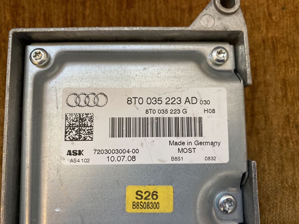 Statie / Amplificator Audi A4 A5 Q5 : 8T0035223AH / 8R0035223F