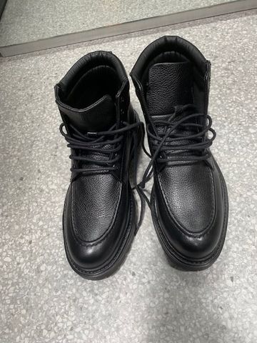 Ботинки кожанные 41 рр Zara
