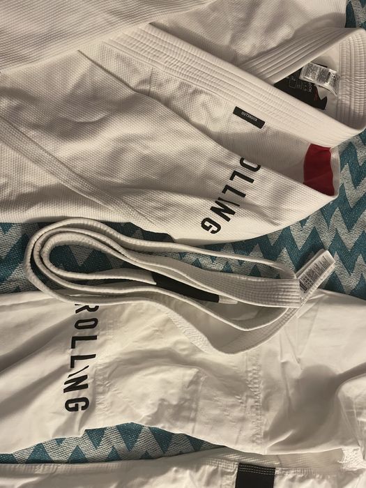 Kimono Outshock Keep Rolling BJJ