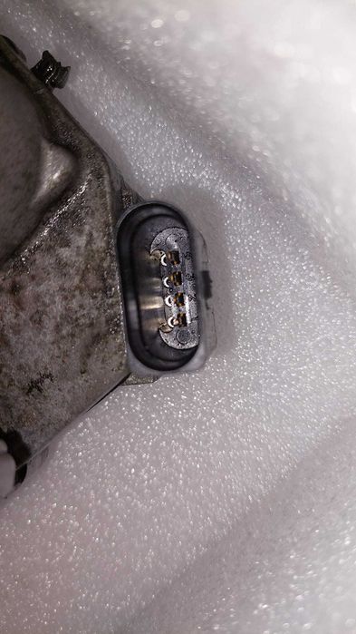 Clapeta acceleratie audi a6  2.0 tdi 140