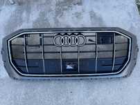 Audi Q8 предна решетка дифузор