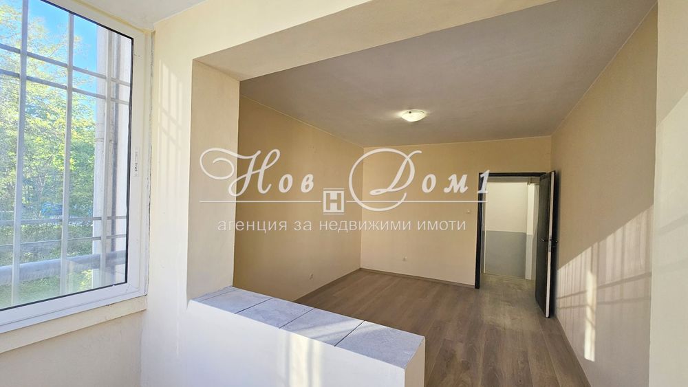 Продава се Четиристаен апартамент в София, Борово - 250 кв.м за 1500 €/кв.м - Снимка #8