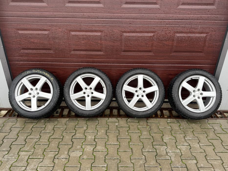 Jante anvelope iarna Nokian 2022, 225/55/18 Mitsubishi Outlander