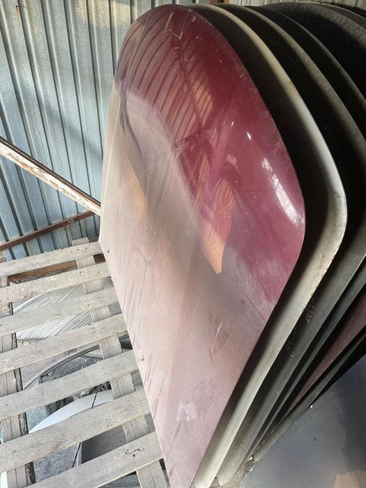 Капоты на Митсубиси Галант Дутый