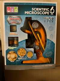 Детский игрушечный микроскоп