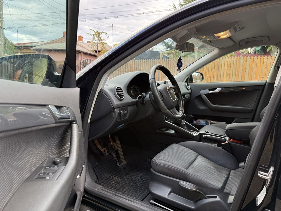 VAND Audi A3 ( an 2007 cu multe dotări )