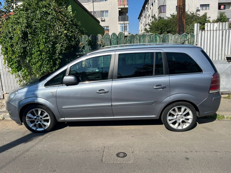 Opel Zafira an 2010