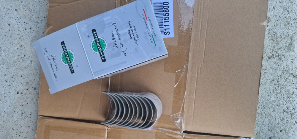 Cuzineti biela palier  st r1.r2.r3 UTILAJE agricole

FIAT

TRACTOR

Se