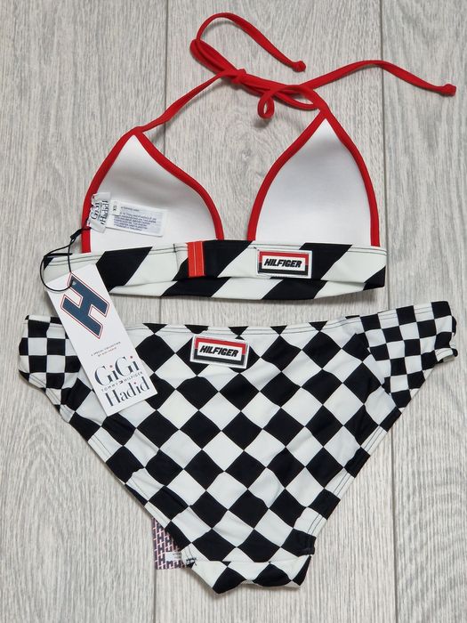Costum de baie din 2 piese!