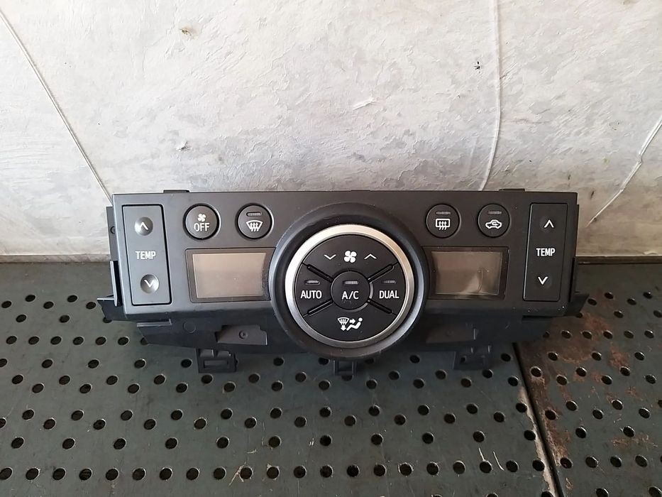 Panou comanda clima ac toyota verso r2 559000f111