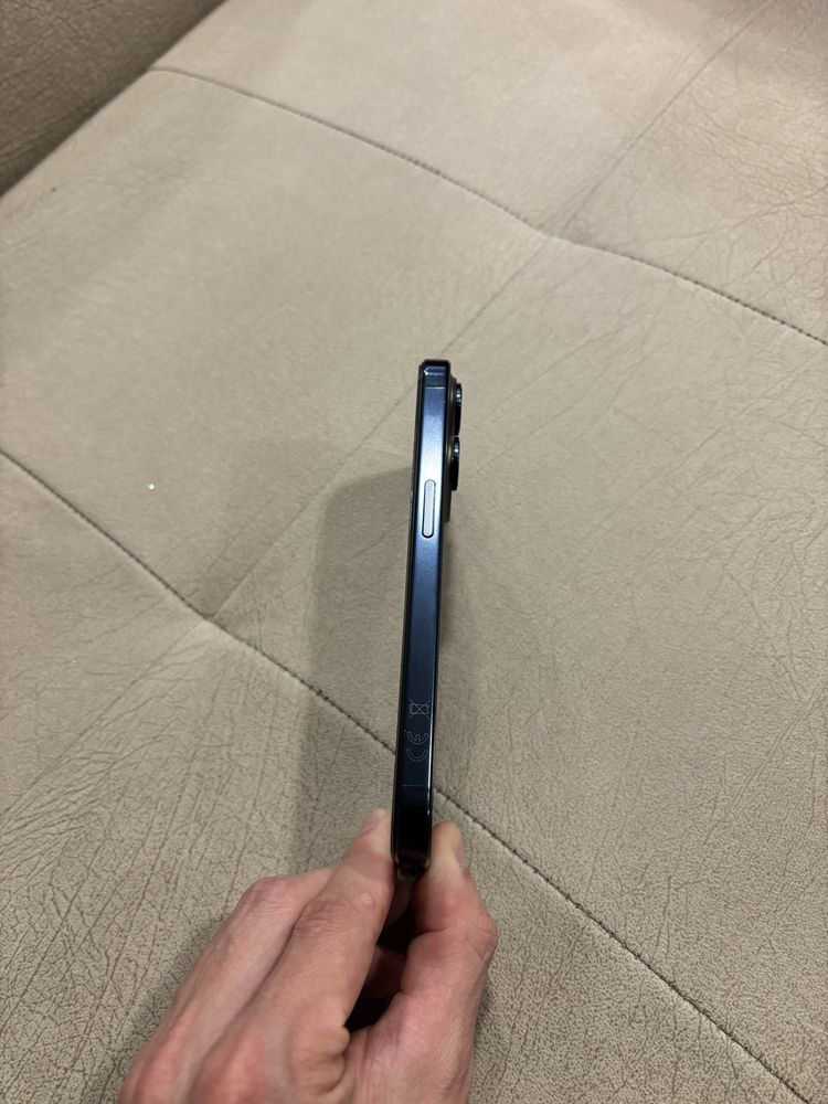 Iphone 15 pro 128gb blue titanium