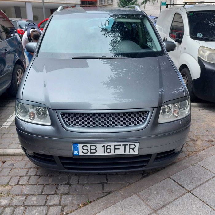 Volkswagen touran!