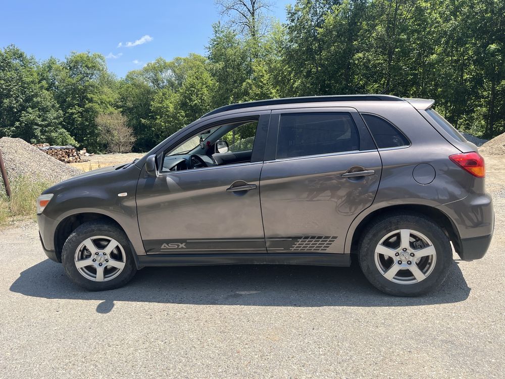 Vand masina Mitsubishi Asx