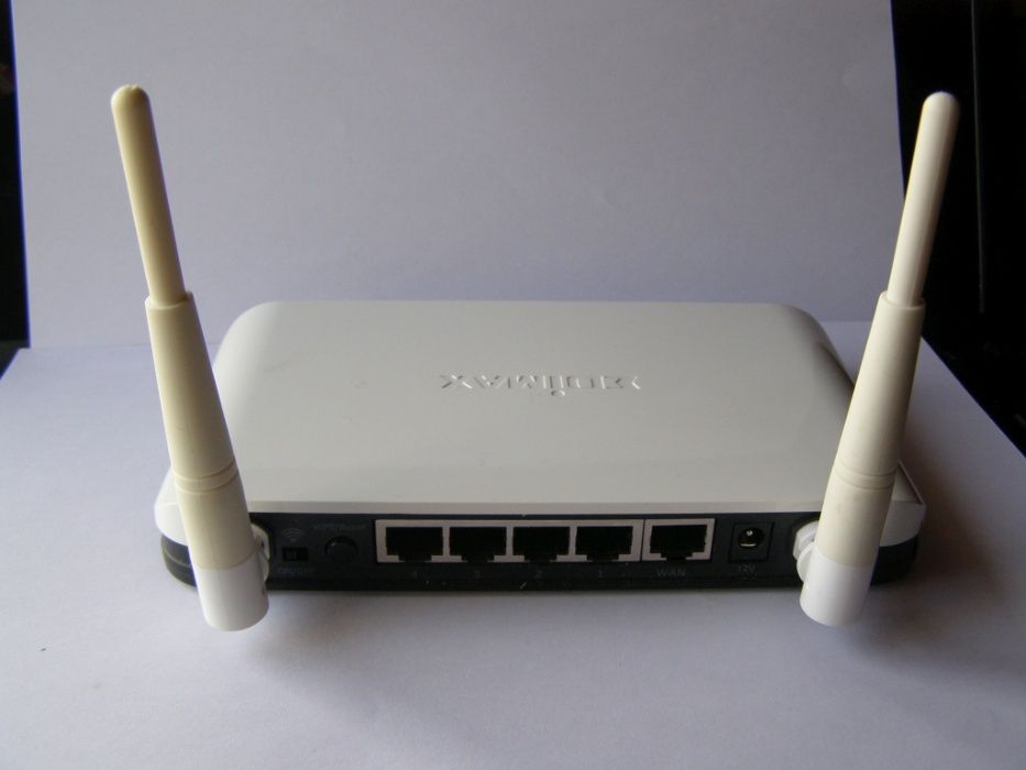 Router Wireless si cablu Asus RTG32 Edimax BR6216Mg Huawei HG658 Telek