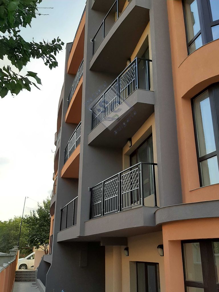 Продава се Двустаен апартамент в с. Кранево, Област Добрич - 66 кв.м за 982 €/кв.м - Снимка #4