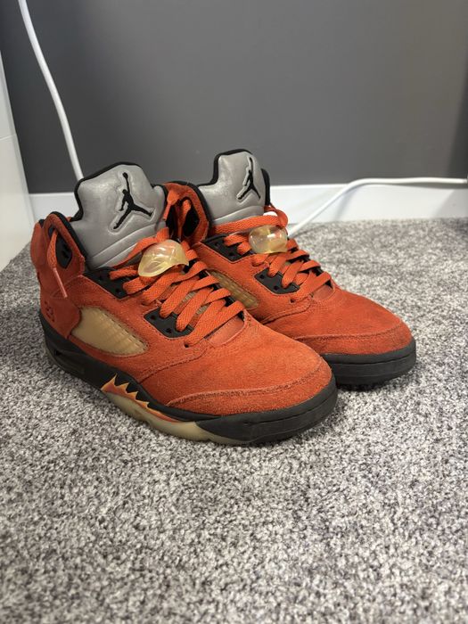 Jordan 5 “Dunk On Mars”