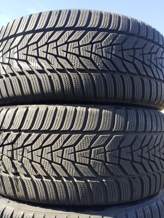 2 buc 225 45 18. 95v Hankook iarna dot 2023