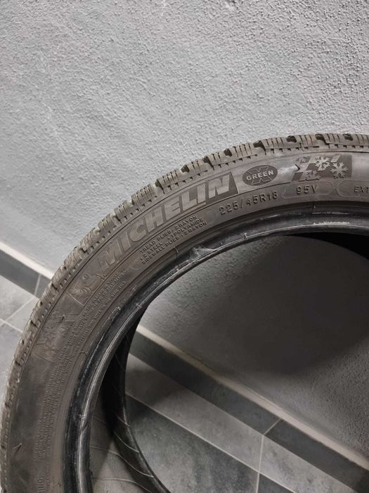 Cauciucuri iarna MICHELIN PILOT ALPIN PA4 225/45 R18 95V XL RUNFLAT