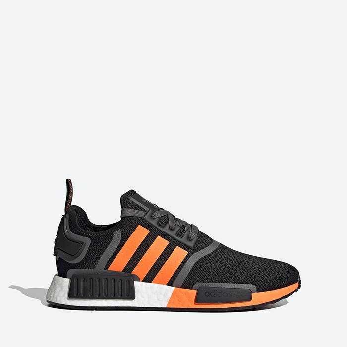 Оригинални мъжки маратонки * ADIDAS NMD R1 *  EU41 1/3 и 46 2/3