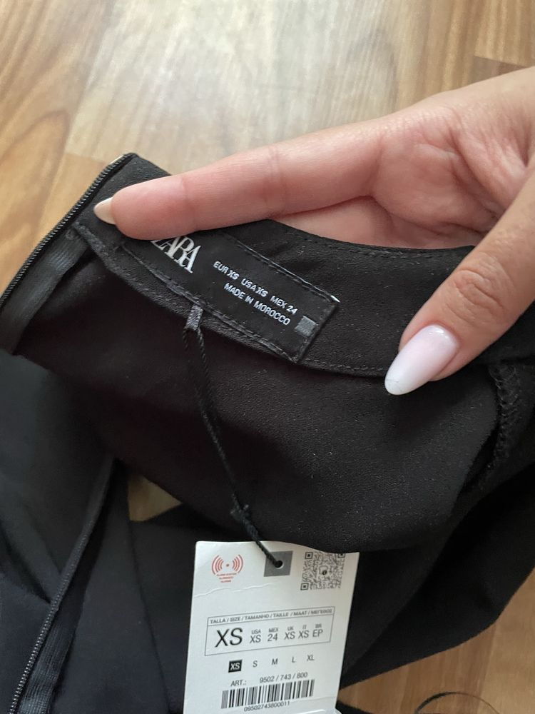 Официална черна Рокля Zara