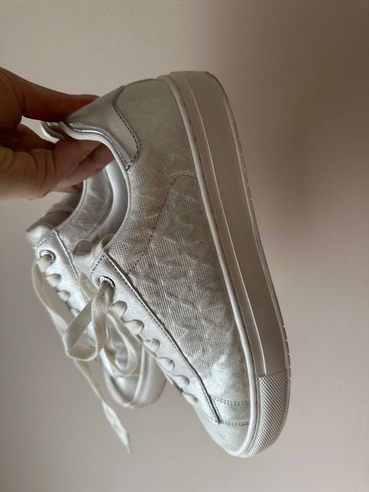 Маратонки Мехх бледо сребристи