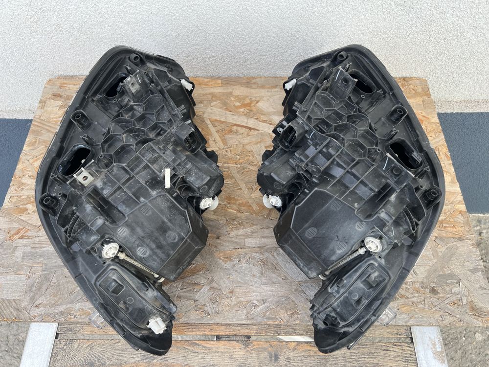 SET Far stanga dreapta BMW Seria1 F20 LCI Facelift Full LED Original