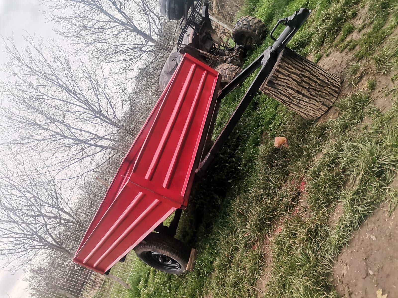 Vând remorcă de tractor