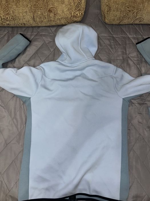 Nike tech fleece baby blue