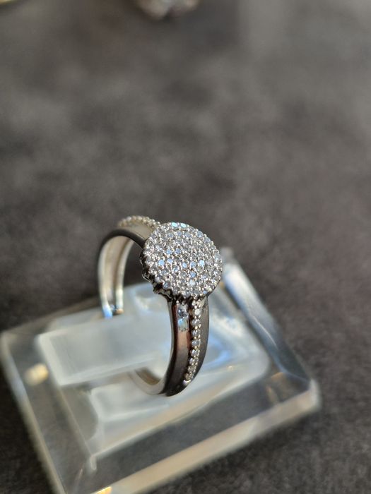 Inel aur 18k cu Diamante naturale