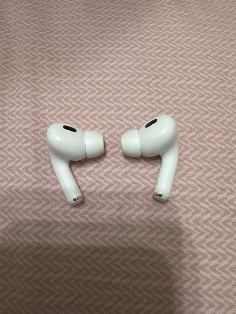 Airpods pro 2, quloqlarini o’zi