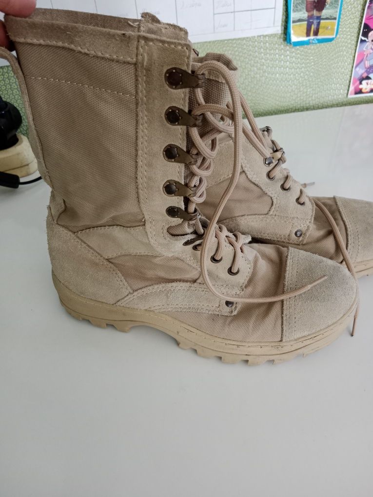 Продам берцы в школу